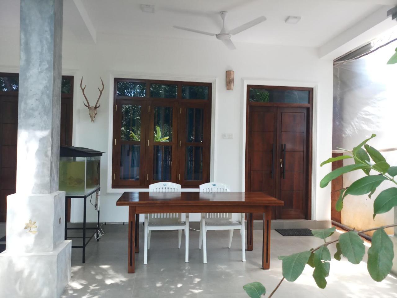 Ramya Nest Inn Mirissa Kültér fotó